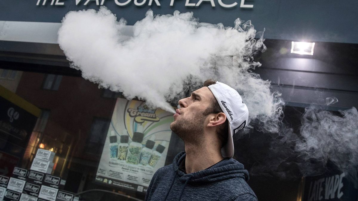 El Gobierno pondrá coto a los cigarrillos electrónicos ante los riesgos para la salud