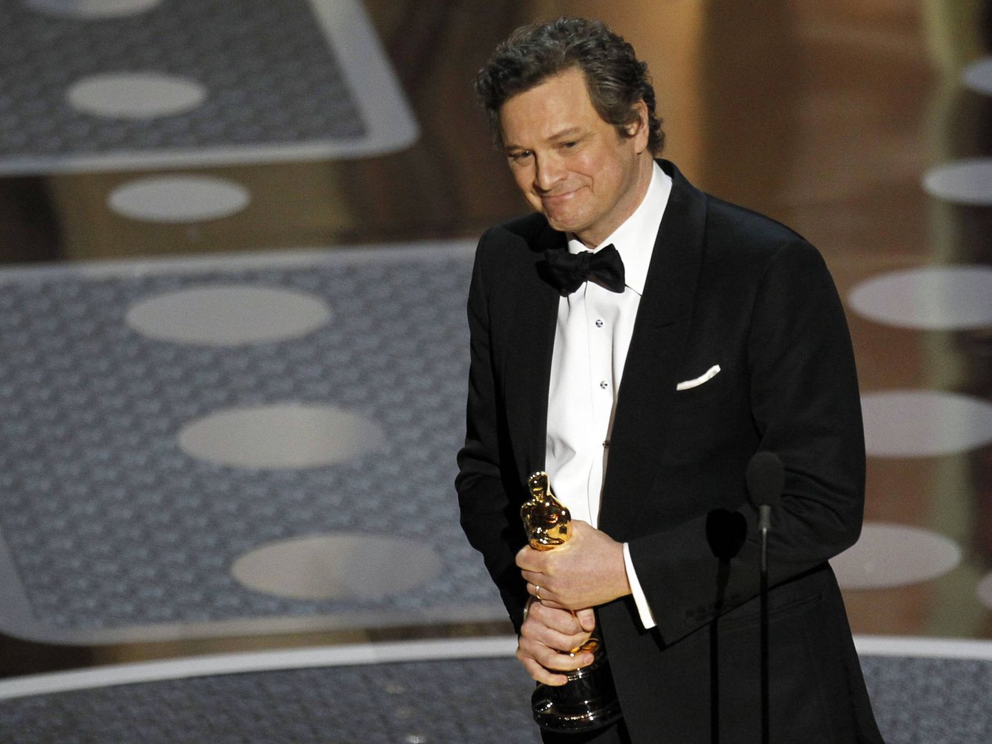 Colin Firth recoge el Óscar a mejor actor (Reuters)