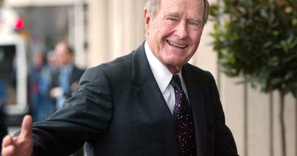 Foto: George H. W. Bush en una imagen de 2002. (EFE)