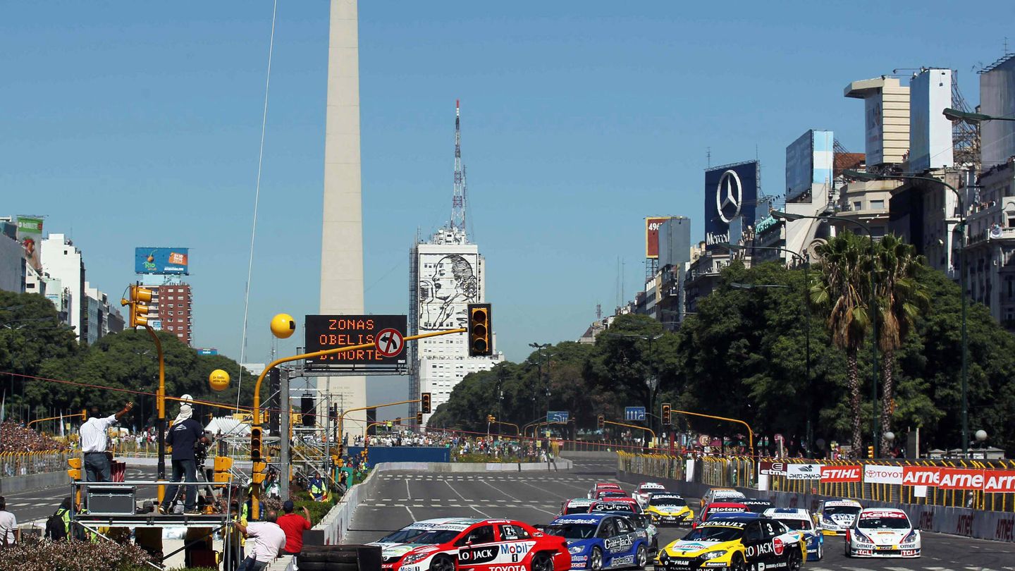 Los monoplazas del campeonato en Buenos Aires. (EFE)