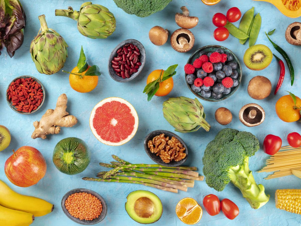 Foto: Los investigadores analizaron el impacto de diferentes grupos de alimentos en la salud cardiovascular. (iStock)