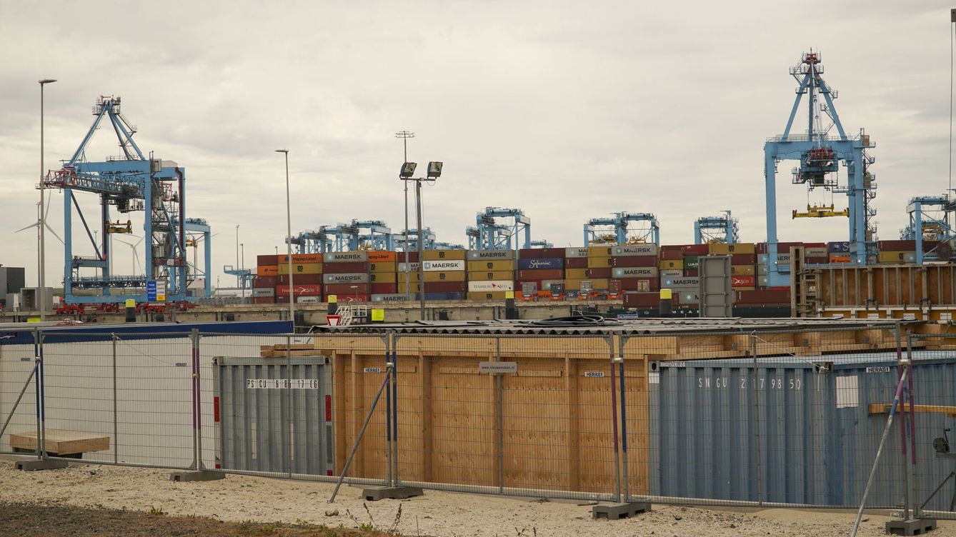 Foto: Instantánea del puerto de Róterdam, dominado por el narco. (EFE/Imane Rachidi)