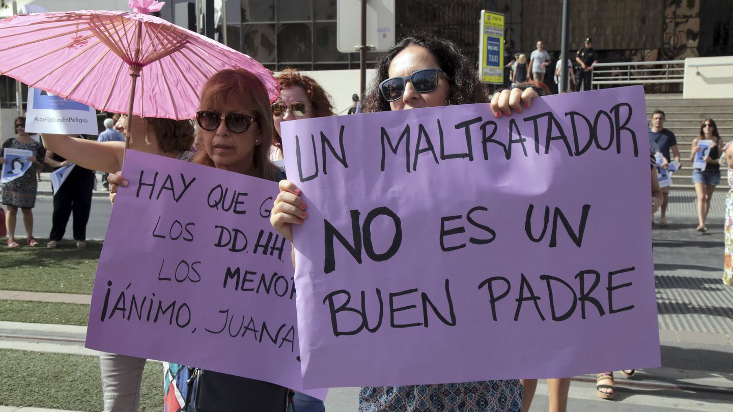 Marcha en defensa de Juana Rivas (EFE)