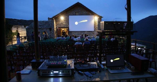 Foto: La Muestra de Cine más Pequeña del Mundo se celebra en Ascaso del 28 de agosto al 2 de septiembre. (Fografía cedida)
