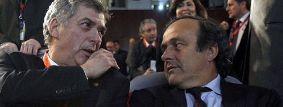 Foto: Platini cree que el éxito español motivó la polémica de los guiñoles: "Eso produce envidia"