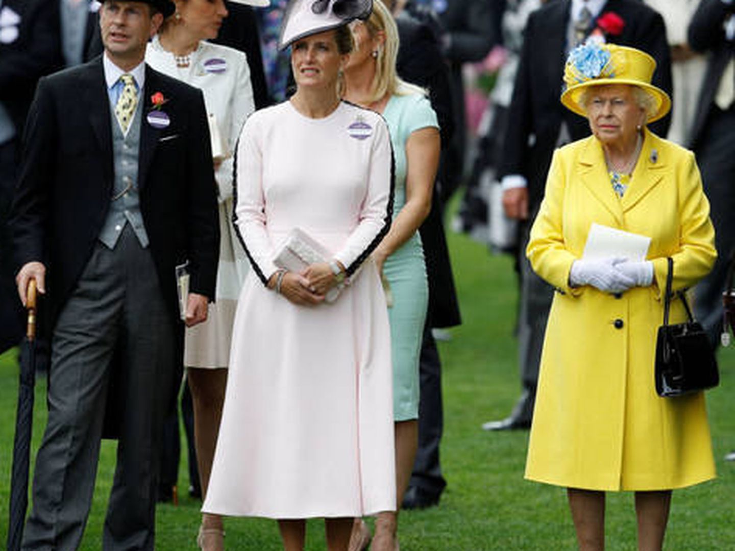El príncipe Eduardo, Sophie Wessex e Isabel II en una imagen de archivo. (Reuters)