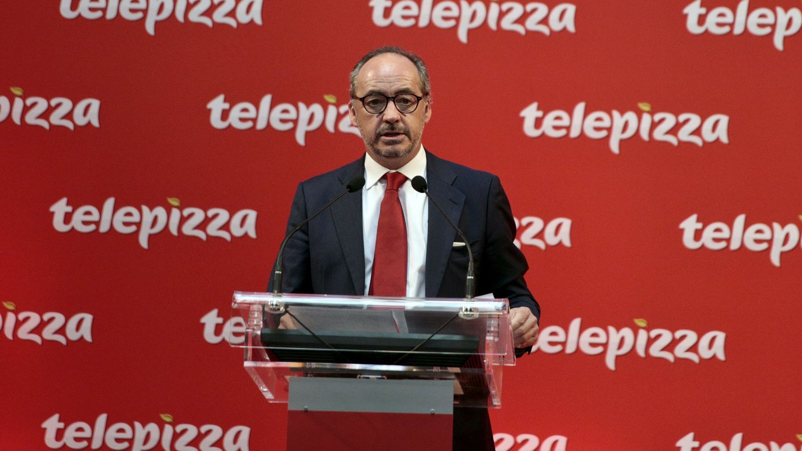 Foto: El presidente de Telepizza, Pablo Juantegui, hace más de dos años en la salida a bolsa de la compañía. (Reuters)