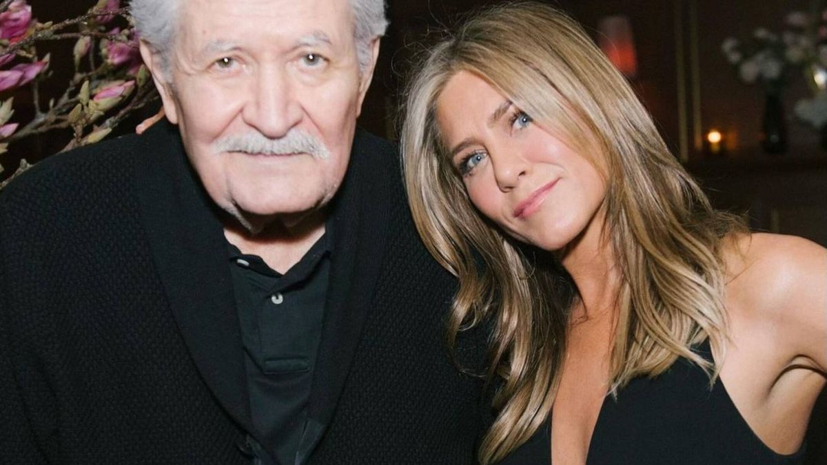 Muere el padre de Jennifer Aniston, las palabras de despedida de la actriz de 'Friends'