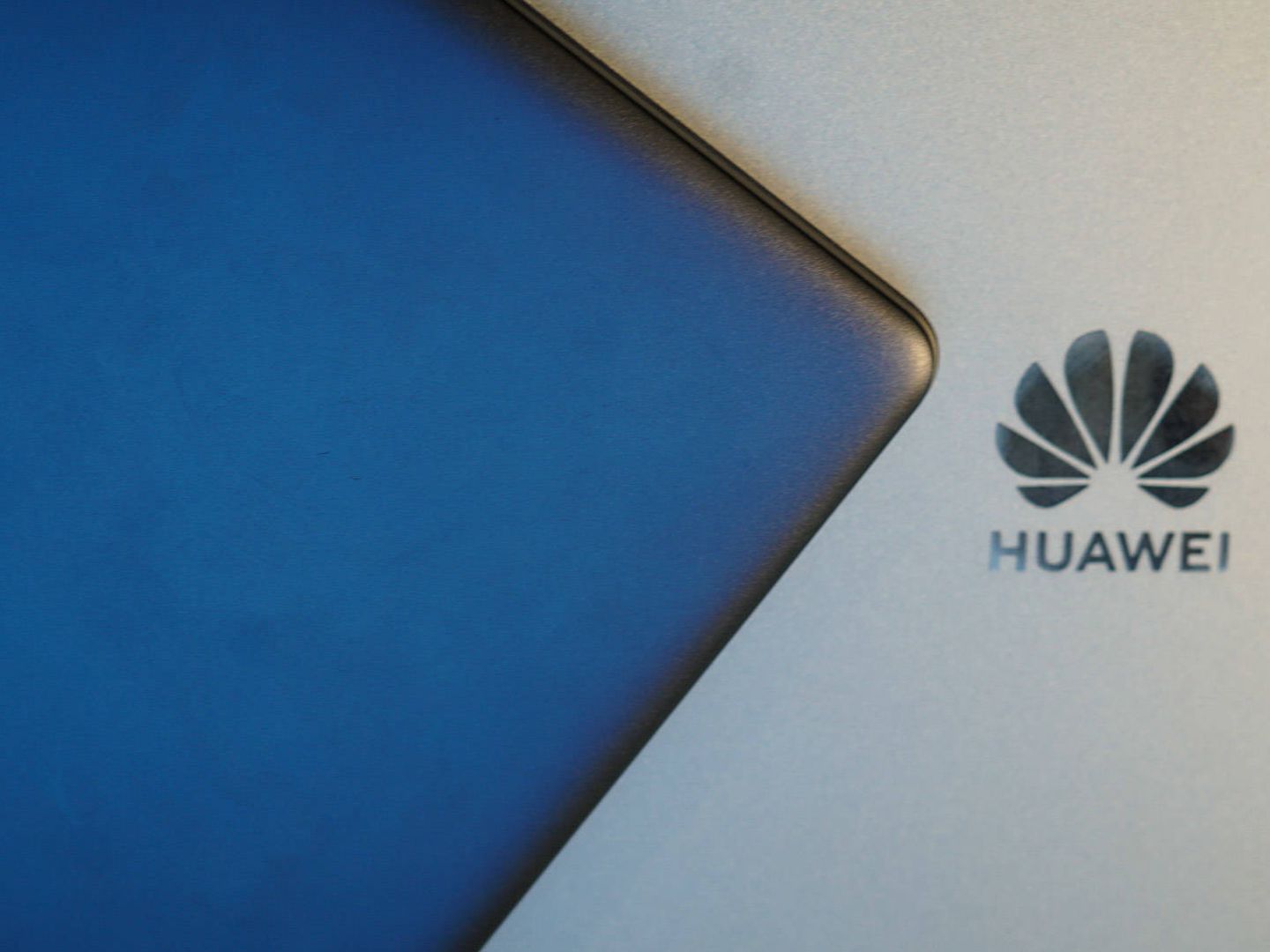 El metálico acabado del Huawei Matebook X. (M. Mc)