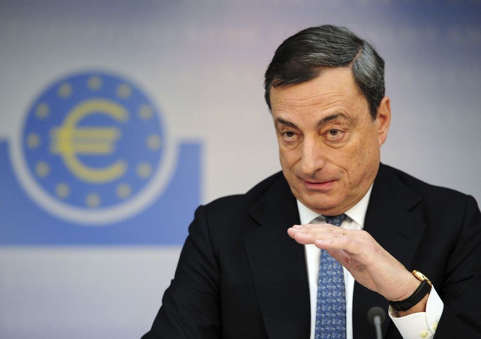 Foto: El presidente del BCE, Mario Draghi, en la rueda de prensa posterior a la reunión en la que la entidad redujo los tipos al 0,25% 