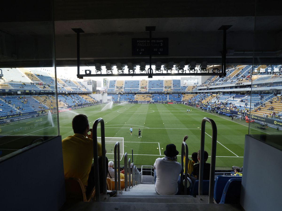 Foto: El estadio Nuevo Mirandilla de Cádiz, antiguo Carranza, en el último partido contra el Real Madrid. (Reuters/Marcelo del Pozo)