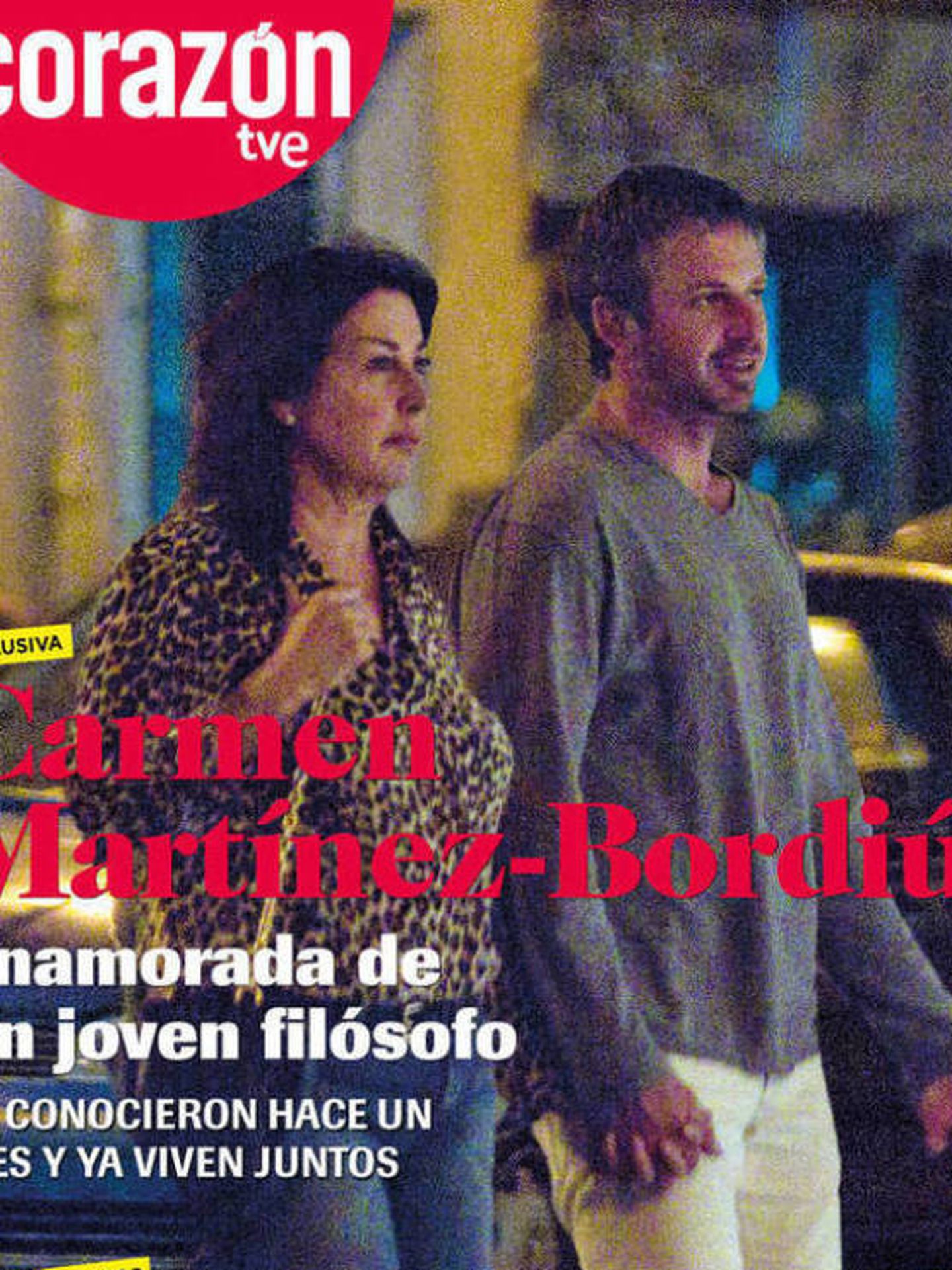 Carmen y su novio, en la portada de 'Corazón TVE'