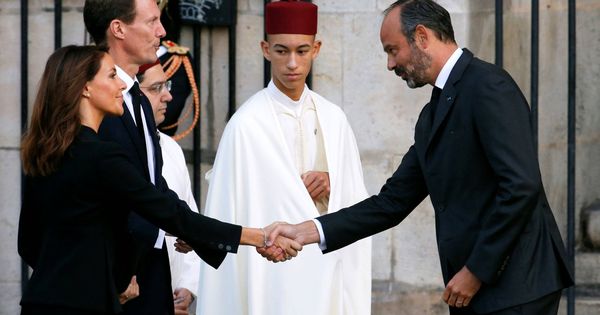 Foto: Joaquín y Marie de Dinamarca, junto a Mulay Hassan de Marruecos. (Reuters)