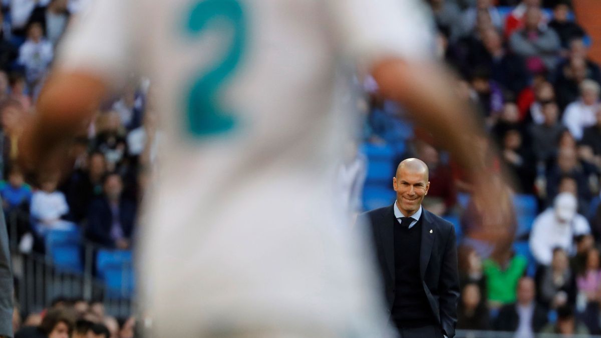 Zidane pasa de ser el mejor gestor a perder totalmente el control de su plantilla