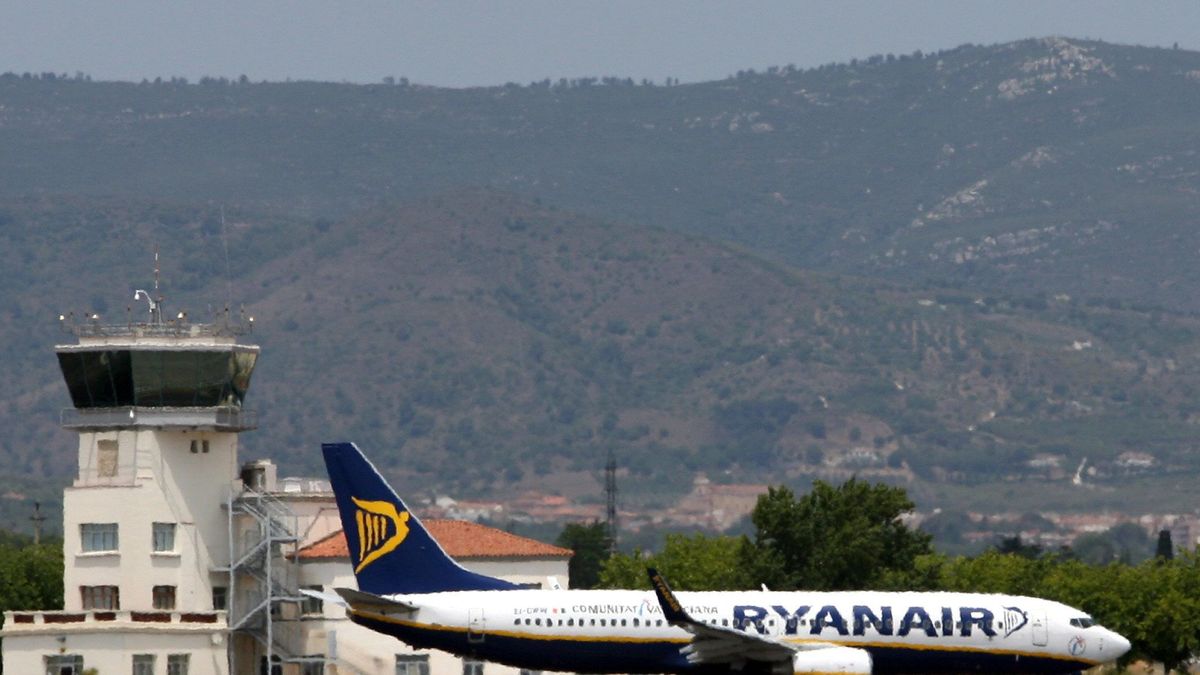 La UE investiga años de ayudas ilegales catalanas a aerolíneas en Gerona y Reus