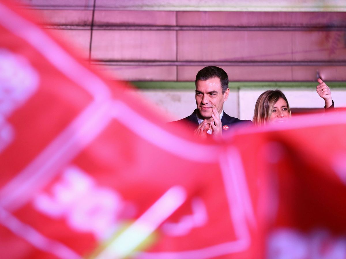 Foto: Pedro Sánchez, tras conocer los resultados electorales. (Reuters)