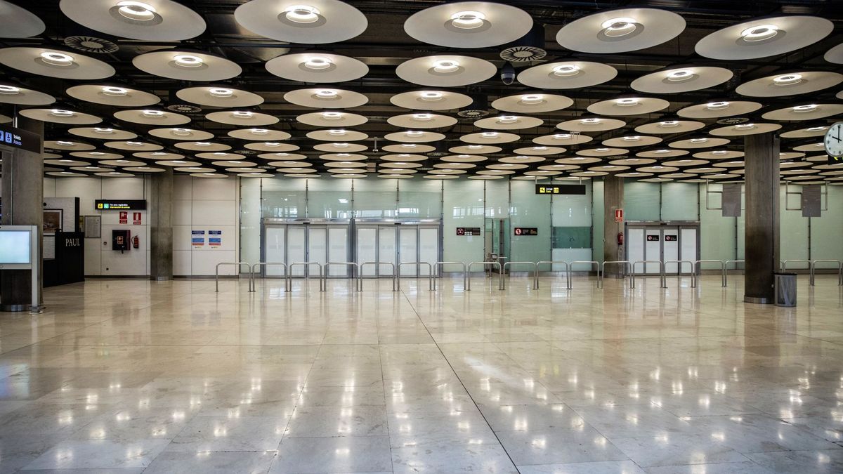 Las restricciones de viaje a España presionan el 'rating' de Aena