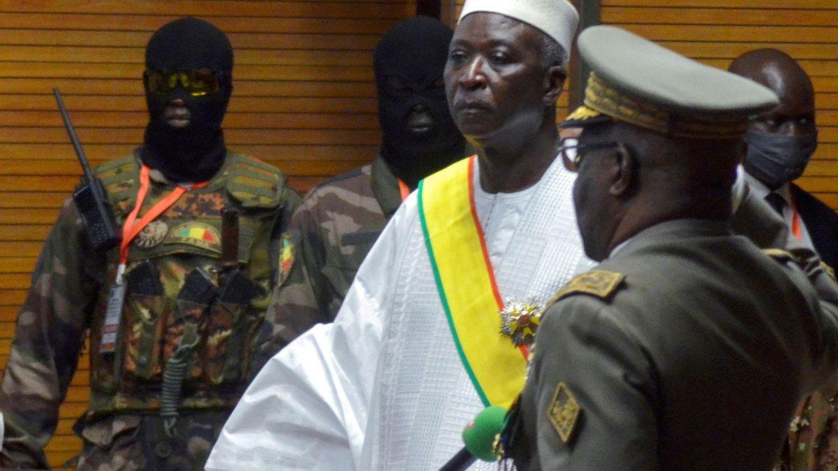 Golpe de estado 'light' en Mali: el presidente es depuesto por su vicepresidente