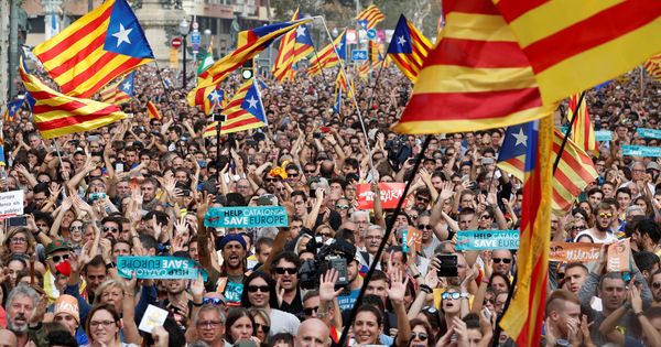 Foto: Manifestación en Barcelona a favor de la independencia de Cataluña. (Reuters)