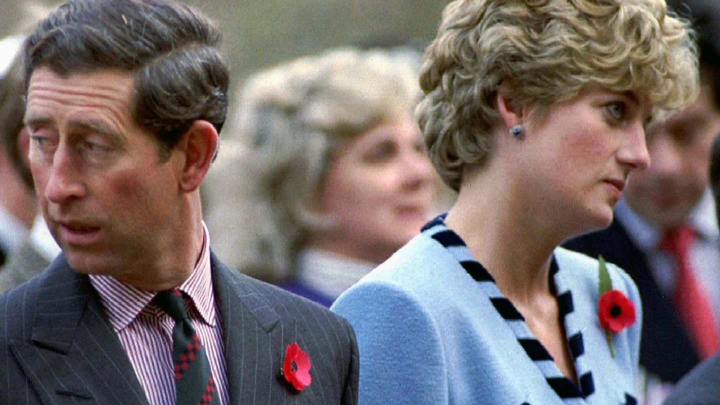 Carlos y Diana, en 1992. (Reuters)