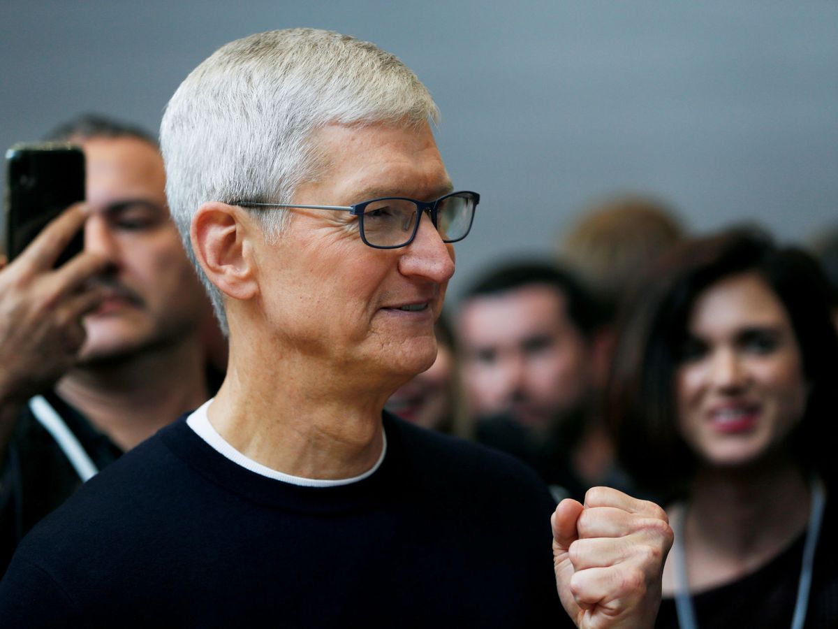 Foto: Tim Cook, durante una presentación de un producto de Apple en California. (Reuters)
