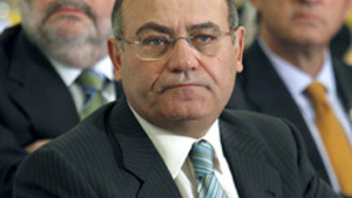 CEOE rechaza cualquier subida de impuestos y pide a Salgado unos presupuestos "más austeros" para 2010