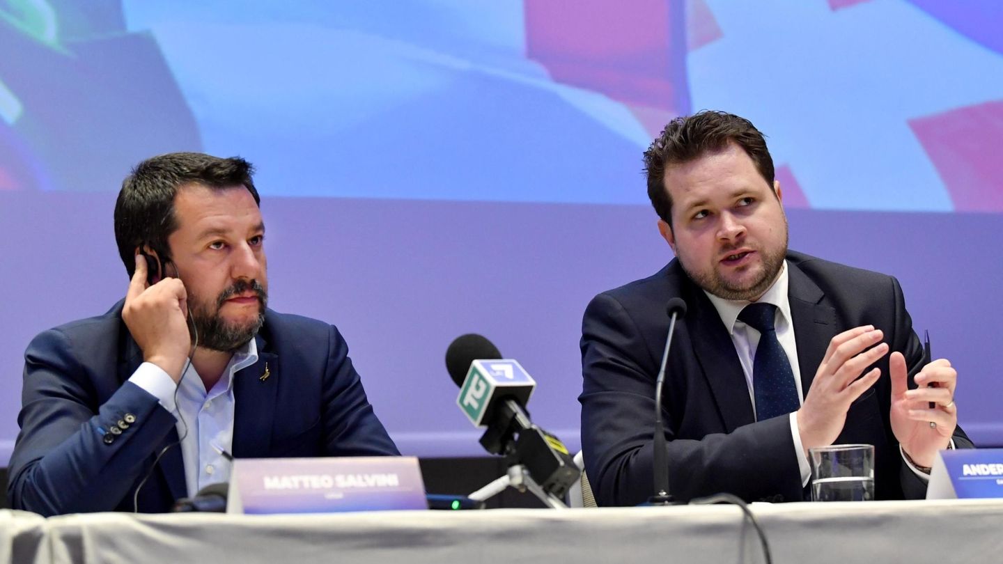 Matteo Salvini y Anders Primdahl Vistisen, miembro del Partido Popular Danés, durante la cumbre en Milán. (EFE)