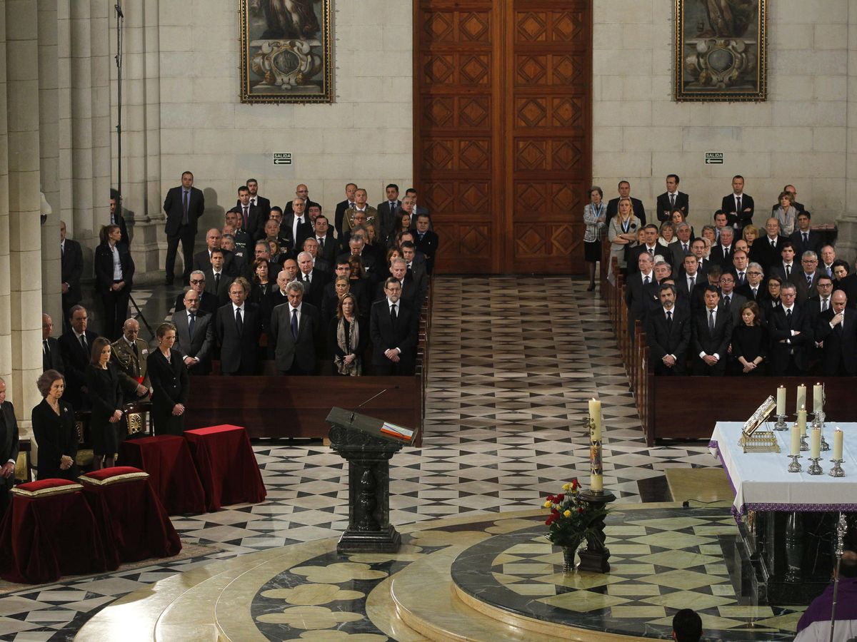 La Fundación Víctimas del Terrorismo deja fuera del funeral a Zapatero y Aznar