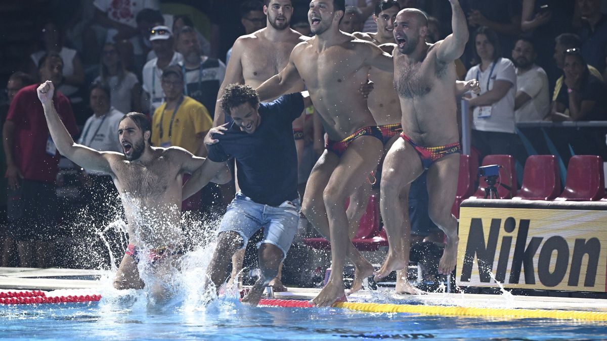 Los penaltis dieron el éxtasis a España: campeona del mundo de waterpolo 