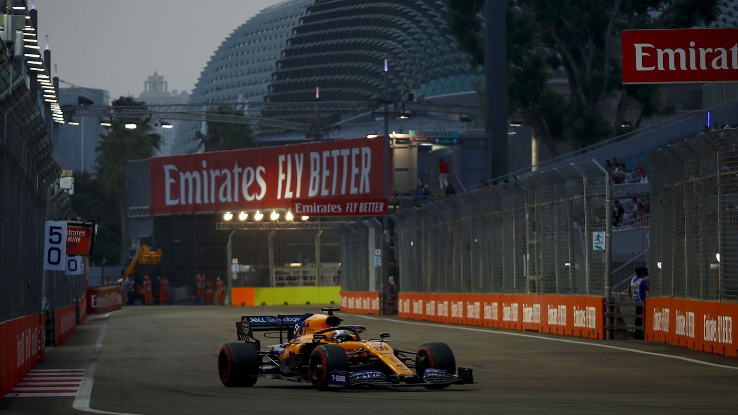 Carlos Sainz al volante del McLaren en Singapur. (EFE)