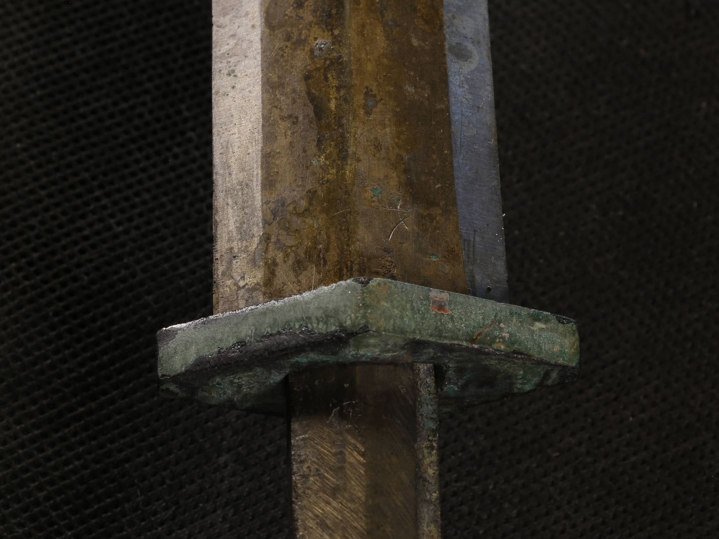 Una de las espadas excavadas en X'ian (Zhao Zhen)
