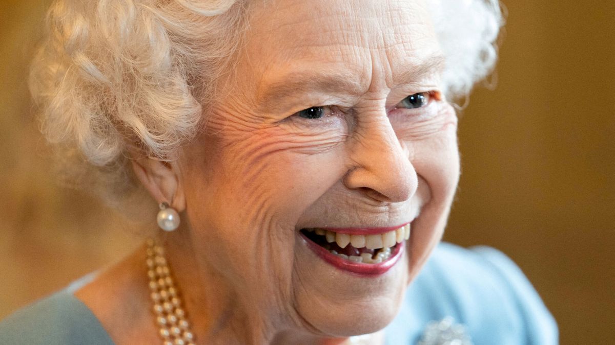  Así se vivió la muerte de Isabel II: Carlos III permanece en Balmoral y UK se prepara para el último adiós