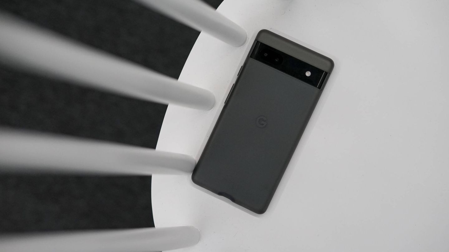 Protector de pantalla privacidad de cristal templado Google Pixel 7a negro  - Comprar online