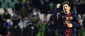 Messi salva al Barcelona en Sevilla ante un Betis que puso contra las cuerdas a los azulgranas