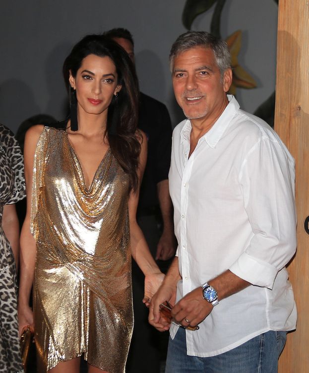 Foto: George Clooney junto a su esposa, Amal, durante la presentación de su tequila este domingo (Gtres)