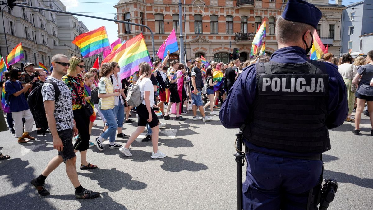  Ser gay en Polonia: olvídese del arcoíris, aquí todo es blanco y negro