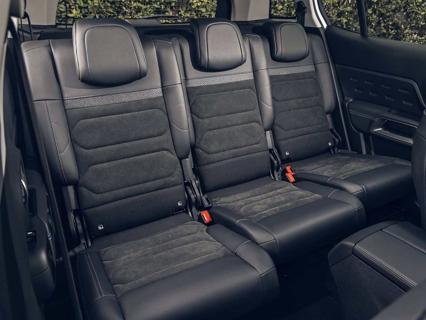 Sin cambios en la estupenda modularidad interior del C5 Aircross, uno de los SUV más prácticos.