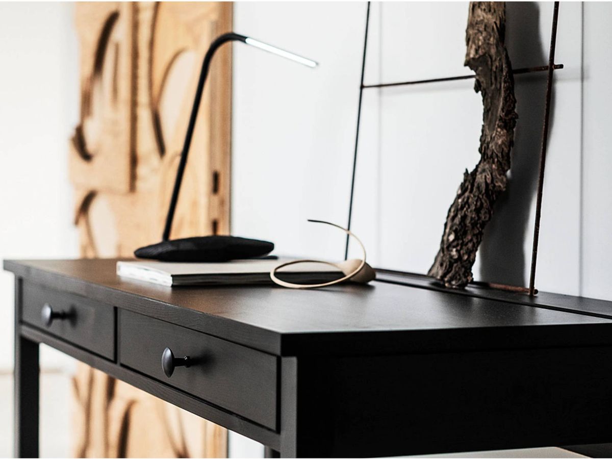 Foto: Elegantes escritorios de trabajo de Ikea. (Cortesía)