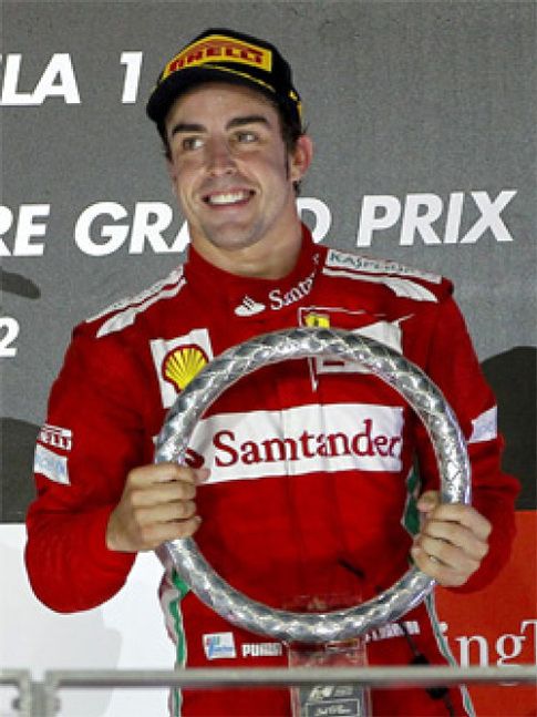 Foto: Lauda asegura que "Alonso será campeón" este año salvo que "deje de correr"