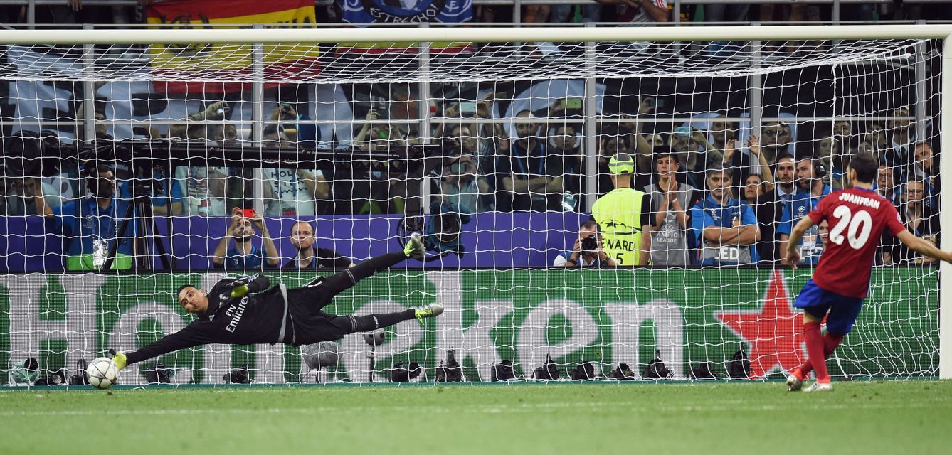 Juanfran falló en Milán un penalti que acabó siendo definitivo para que el Madrid ganara la Champions. (EFE)