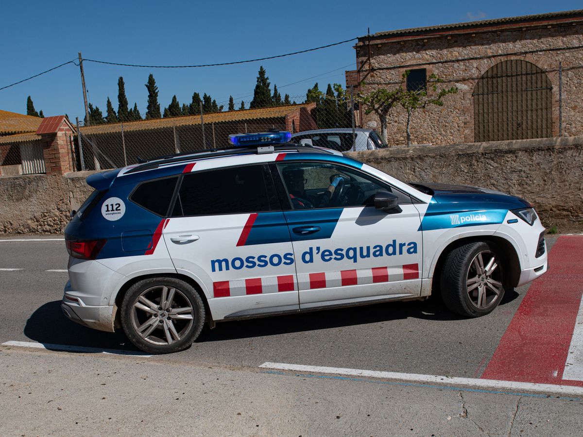 Foto: Un coche de los Mossos d'Esquadra. (Europa Press/Archivo/Glòria Sánchez)