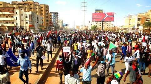 Golpe militar en Sudán: el Ejército disuelve el Gobierno de transición y se hace con el poder