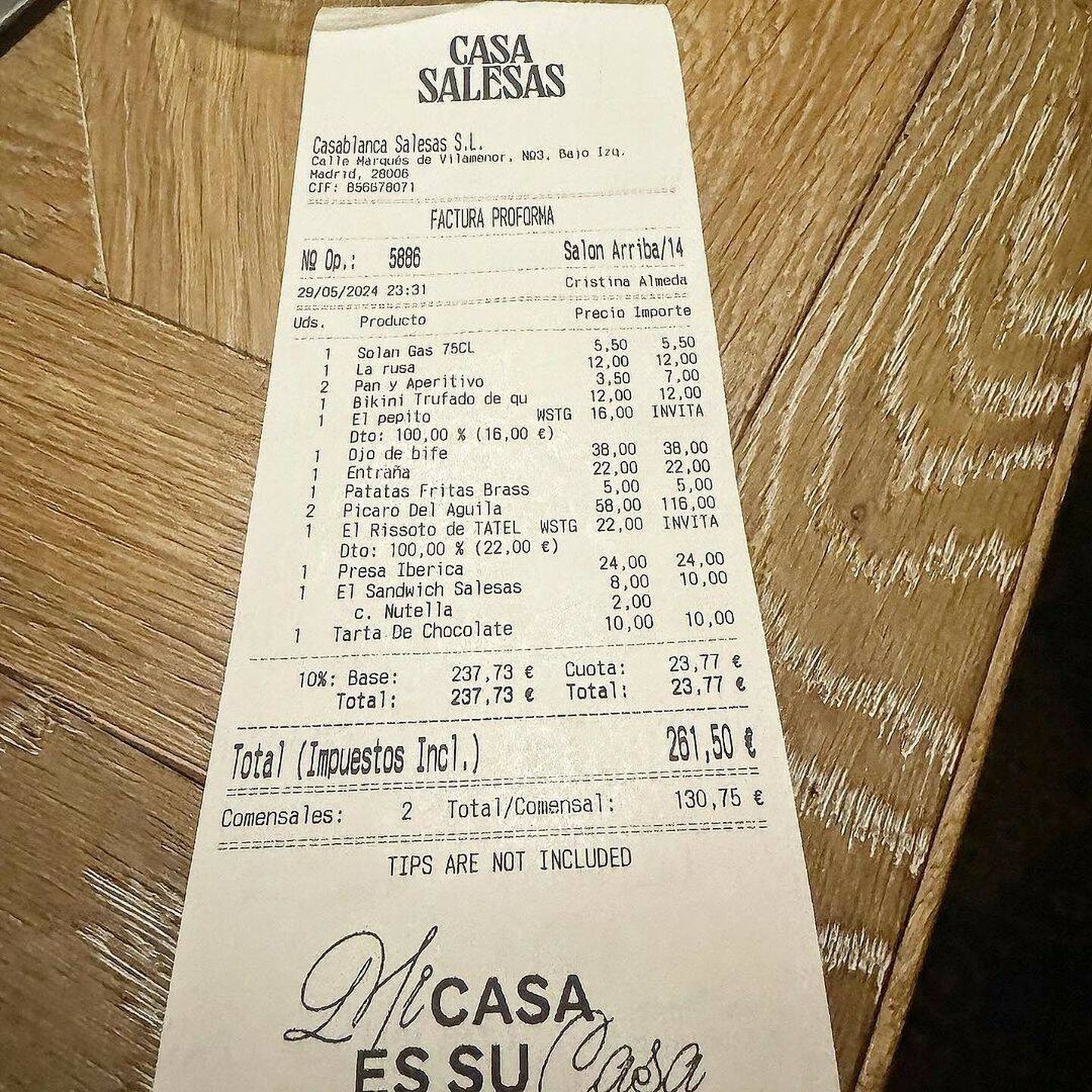 La factura de Alberto de Luna en Casa Salesas. (@alberto_deluna)