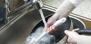 Post de Con este sencillo truco de limpieza, tu sartén quedará como nueva (con tan solo cuatro ingredientes)