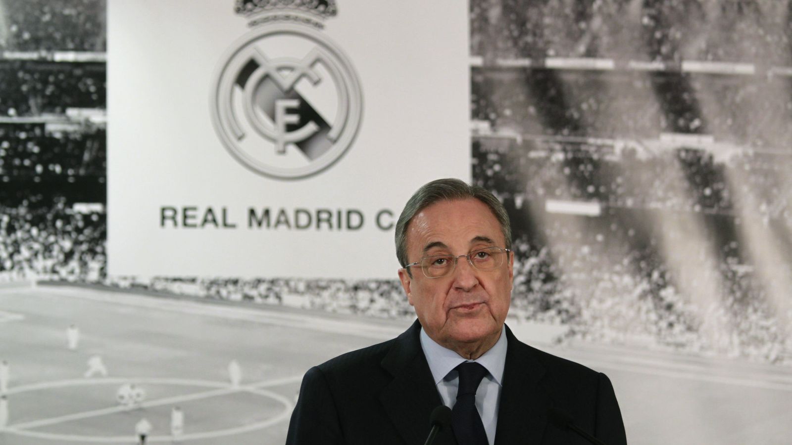 Foto: Florentino Pérez ha colocado en el Real Madrid a Lorenzo Sanz Durán, hijo del que fuera presidente blanco (EFE)
