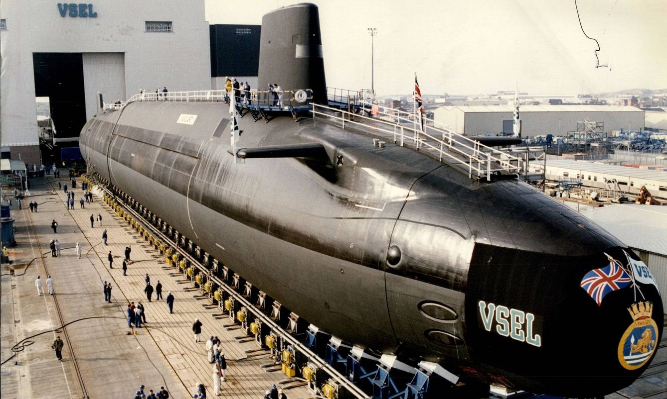 El submarino británico HMS Vanguard 