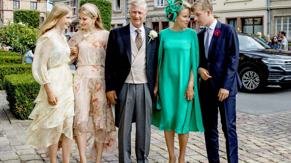 Matilde de Bélgica, en la boda de su hermano: su look, el de sus hijas y el de la novia