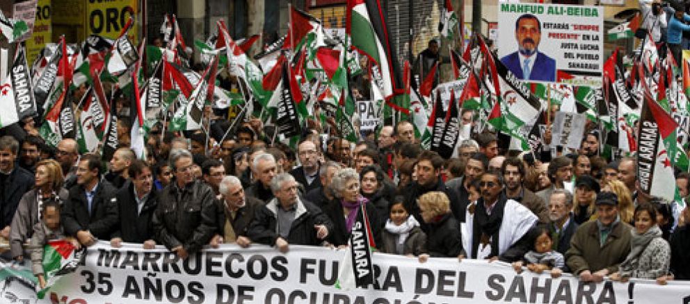 Foto: Miles de personas se manifiestan en Madrid a favor de los saharauis