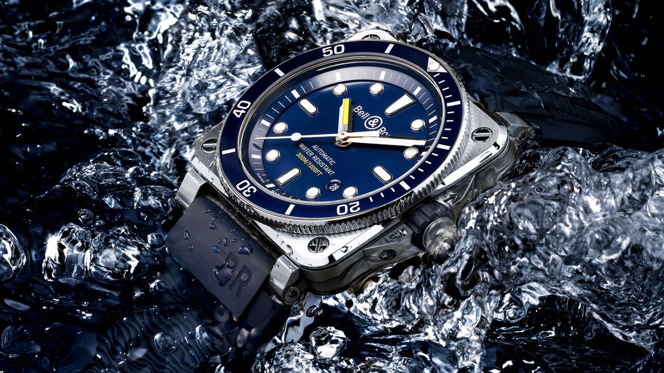 Foto: BR03-92 Diver Blue, uno de los dos relojes de la colección.