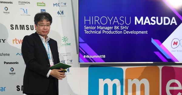 Foto: Hiroyasu Masuda, senior manager del departamento 8K de la NHK japonesa, en su intervención en la Summit 4K de Málaga. 